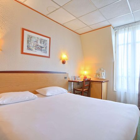 Отель Campanile Paris Ouest - Boulogne Экстерьер фото