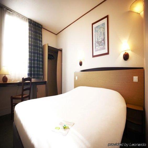 Отель Campanile Paris Ouest - Boulogne Номер фото